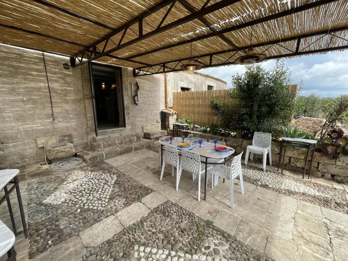 Il Dammuso Di Noto - Villa Con Piscina Privata Avola Exterior foto